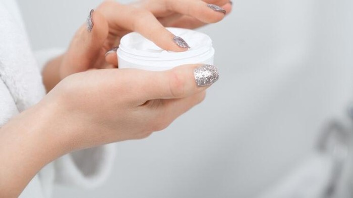 Perbedaan Cleansing Oil dan Cleansing Balm, Kenali Pembersih yang Cocok Untuk Kulitmu!