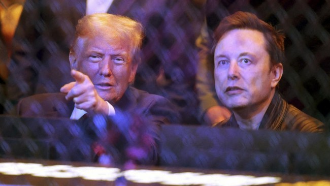 Kepala Departemen Efisiensi Pemerintahan (DOGE) Amerika Serikat Elon Musk menyalahkan Presiden Ukraina Volodymyr Zelensky atas perang di Ukraina.