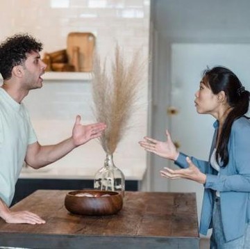 5 Rahasia Mengatasi Perbedaan dalam Hubungan, Nggak Perlu Drama Berlebihan!