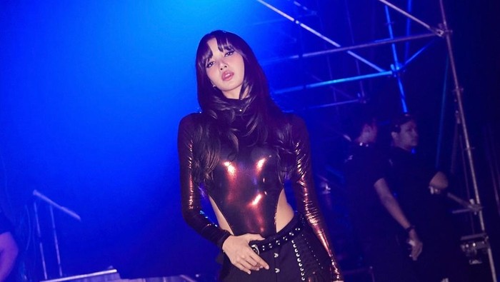 Lisa BLACKPINK