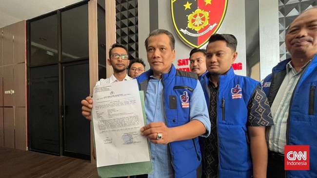 Tim Ahmad Luthfi-Taj Yasin melaporkan akun di media sosial nan adu domba TNI dan Polisi jelang Pilgub Jateng 2024.