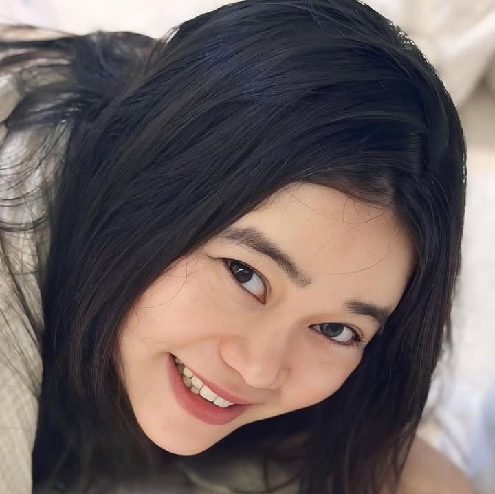 <p>Meski belum lama melahirkan penampilan perempuan kelahiran Jakarta 9 Juni 1986 ini terlihat sangat cantik. Ia juga menikmati perubahan bentuk tubuhnya yang lebih berisi karena ingin memberikan ASI ekslusif ke putrinya. (Foto: @oliviasumargo)</p>
