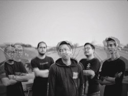 Lirik Lagu Era In Our Lives - My Mom Is My Hero