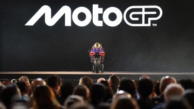 FOTO: Medali Juara Jorge Martin dan Logo Baru MotoGP
