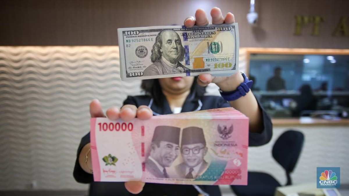 Breaking News! Dolar AS Naik ke Rp17.865