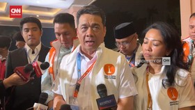 VIDEO: Paslon RIDO Klaim Kantongi Dukungan Prabowo dan Jokowi