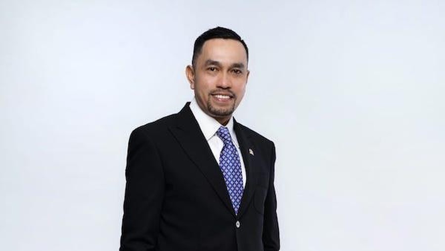 Ahmad Saroni Ahmad Saroni