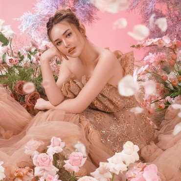 Kekayaan Ditaksir Capai Rp4 M per Bulan, Cara Amanda Manopo Rayakan Tahun Baru Disorot