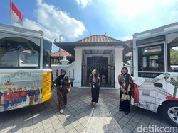 Keliling Jogja dengan Bus JHT, Gratis!