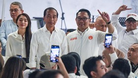 FOTO: Momen Jokowi Turun Gunung Deklarasi Dukung RK-Suswono