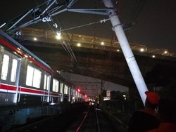 8 Kereta Jarak Jauh Terdampak Tiang LAA Miring di Antara Cakung-Bekasi