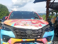 Mobil Berstiker Edy-Hasan Tabrak Motor di Tapsel gegara Pecah Ban, 1 Tewas