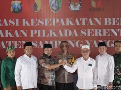 Dua Paslon Pilbup Sampang-Pendukung Deklarasi Damai