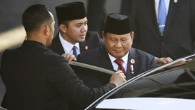 Prabowo Sindir Orang di Jalan Gelap: Jalan Korupsi dan Tak Bayar Pajak