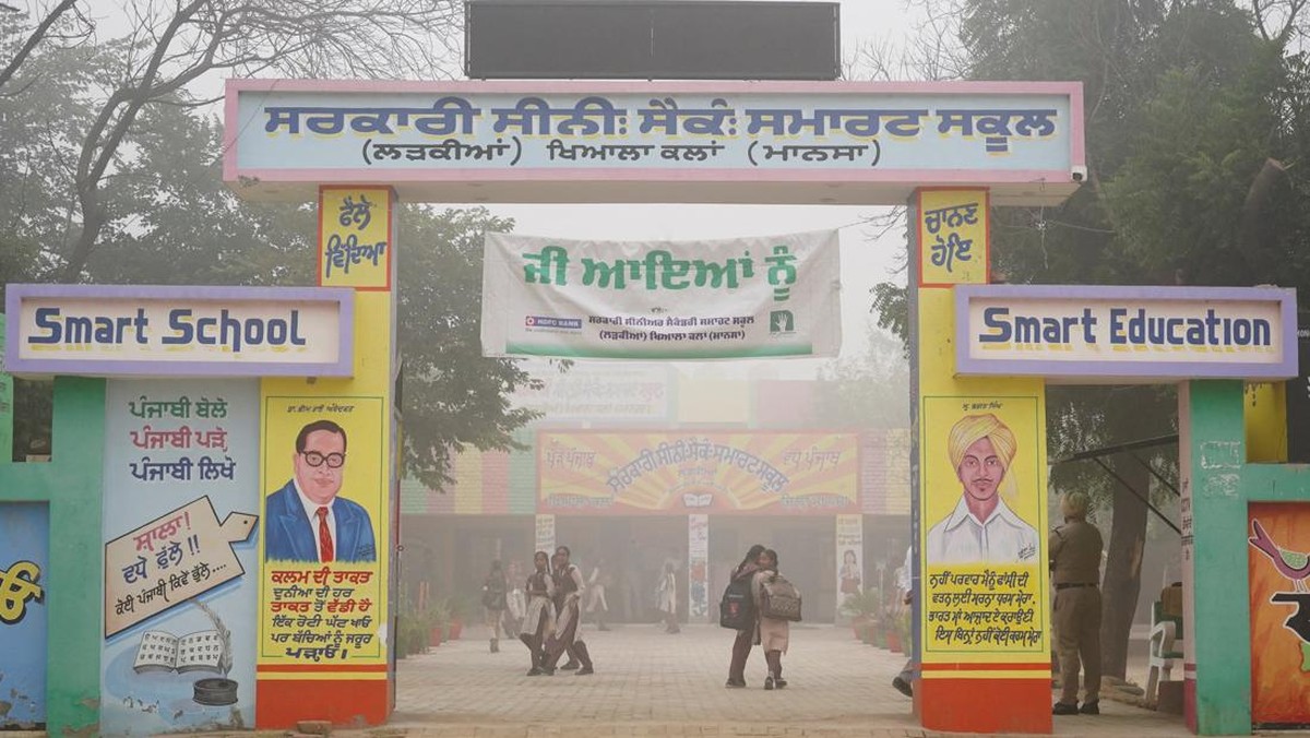 FOTO: Polusi Udara Makin Buruk, Sekolah di India Ditutup