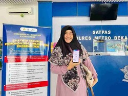 Warga Bekasi Bersyukur Perpanjang SIM Kini Terintegrasi dengan JKN