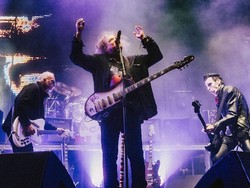 Laris Manis Album Baru The Cure