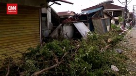 VIDEO: Topan Man-Yi Ngamuk di Filipina Sebabkan 8 Orang Tewas