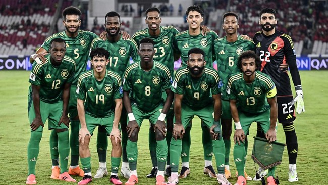 Manajer Timnas Arab Saudi Hussein Al Sadiq mundur dari jabatannya menyusul kekalahan dari Timnas Indonesia di Kualifikasi Piala Dunia 2026.