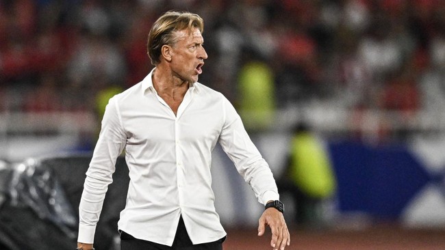 Pelatih Herve Renard diminta mundur setelah Arab Saudi kalah 0-2 dari Timnas Indonesia pada Kualifikasi Piala Dunia 2026 di Stadion GBK, Selasa (19/11).