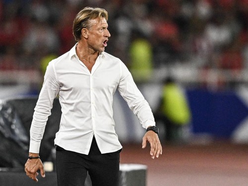 Jelang Lawan Timnas Indonesia, Pelatih Arab Saudi Dikritik Habis