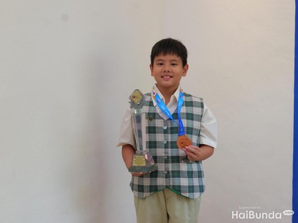 3 Gaya Didikan Ibunda Antar George M Tanjaya Raih Juara Matematika Ajang Internasional