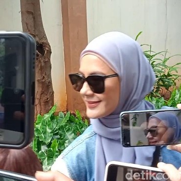 Ibunda Paula Bongkar Sosok Pria yang Temani Anaknya di Sidang Pembuktian dengan Baim Wong