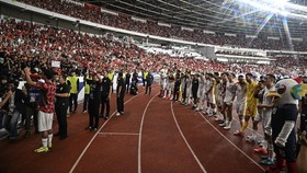 FOTO: 'Tanah Airku' dan Perayaan Indonesia Kalahkan Arab Saudi