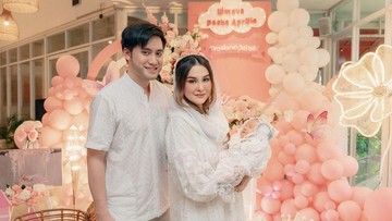 7 Potret Momen Aqiqah Putri Pertama Kevin Aprilio dan Vicy Melanie, Dekorasinya Indah