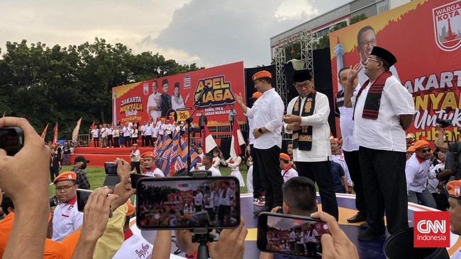 Anies Baswedan menegaskan turut membujuk seluruh pendukungnya alias 'Anak Abah' di Pilkada Jakarta 2017 dan Pilpres 2024 dukung Pramono-Rano.