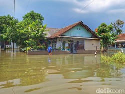 Pilu Warga Cijagra Bojongsoang Dipaksa Bersahabat dengan Banjir