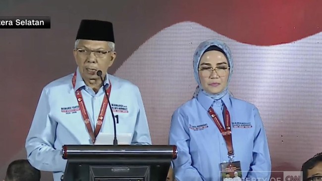 Calon Gubernur Sumatera Selatan nomor urut 3 Mawardi Yahya berjanji bakal mendorong pemekaran wilayah Sumatera Selatan Barat jika terpilih dalam Pilgub 2024.