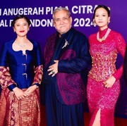 Gaya Memukau Para Artis di Red Carpet Festival Film Indonesia 2024