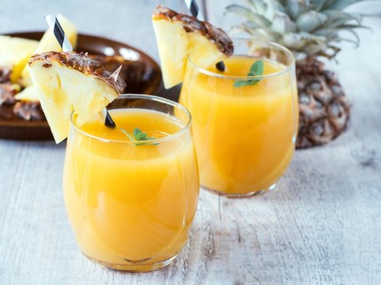 Jus Nanas Efektif Turunkan BB, Ini Cara Membuat & Waktu Terbaik Meminumnya
