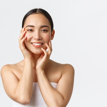 3 Tips Menjaga Kesehatan Kulit Wajah di Musim Hujan, Wajib Catat!