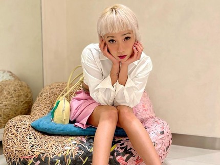 7 Potret Intan Ayu dengan Rambut Pendek dan Pirang, Dipuji Makin Stunning Bun