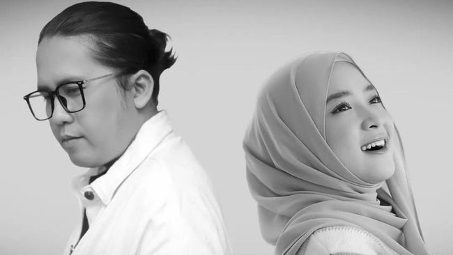 Kabar pernikahan diam-diam Nissa Sabyan dan Ayus masih ramai dibicarakan publik. Kemudian yang tak kalah heboh adalah desas-desus kehamilan Nissa.