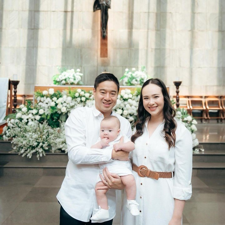 <p>Pamela Bowie melahirkan anak pertamanya pada Juni 2024 dan diberi nama Oliver Richard Gunawan. Ketika genap berusia enam bulan, Oliver akan merayakan Natal pertamanya bersama kedua orang tuanya, Bunda. (Foto: Instagram: @pammybowie)</p>