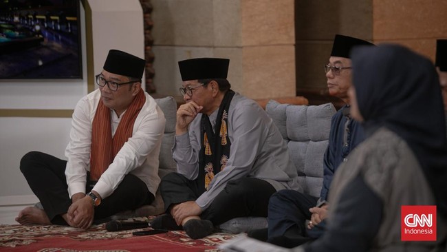 Pramono Anung-Rano Karno tetap unggul sementara atas Ridwan Kamil-Suswono dalam hitung sigap alias quick count Pilkada Jakarta 2024.