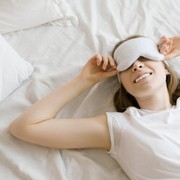 4 Kebiasaan yang Bisa Membantu Membakar Kalori saat Tidur di Malam Hari