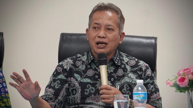 Kementerian Koperasi mewajibkan bank negara memberikan modal kepada Koperasi Desa Merah Putih dengan batas maksimal Rp3 miliar per koperasi.
