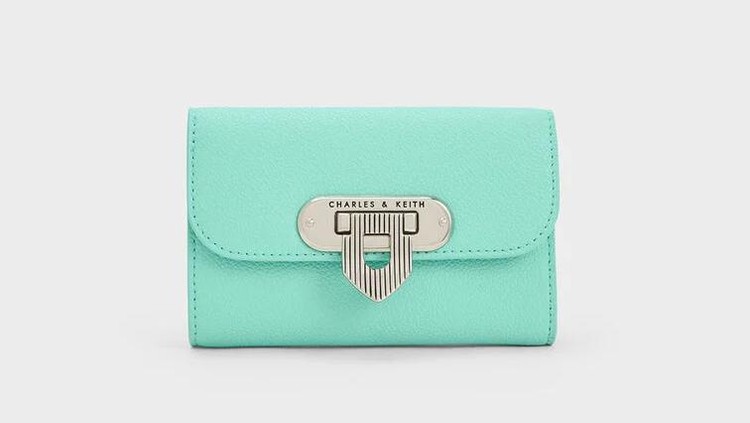 Dompet Charles & Keith