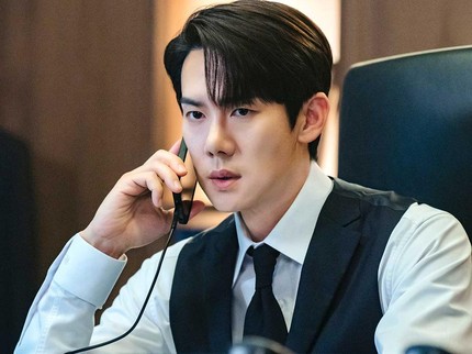 5 Fakta Menarik Yoo Yeon Seok Jubir Kepresidenan di When The Phone Rings, Ternyata Anak Profesor