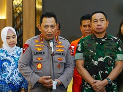 Kapolri: 141 Ribu Personel Siap Amankan Libur Natal dan Tahun Baru