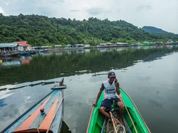 Internet Lancar, Nelayan Tangkap Sotong Makin Gencar