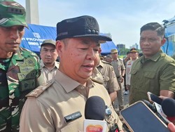 Pj Gubernur: Banjir Rob di Jakarta Disebabkan Tanggul yang Belum Rampung