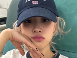 Rekor! Rose Jadi Solois K-Pop Teratas di Chart Radio Billboard