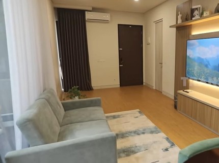 Potret Rumah Baru Tengku Dewi, Minimalis Didominasi Warna Hijau dan Dilengkapi Vertical Garden