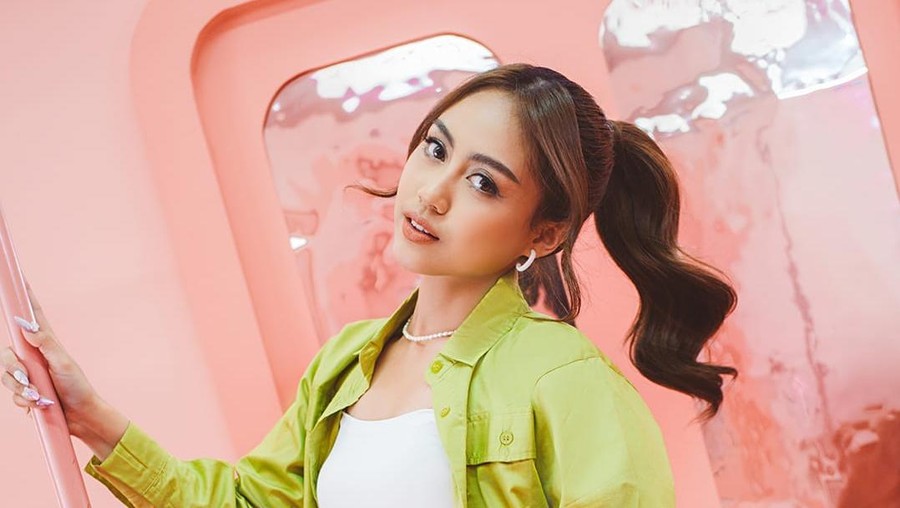 Sisca Saras eks JKT48