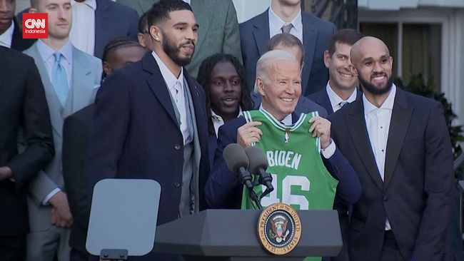 VIDEO: Kala Joe Biden Undang Boston Celtics ke Gedung Putih